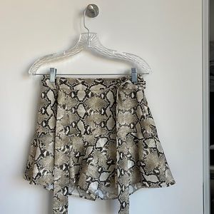 Zara skort - perfect condition barely worn!